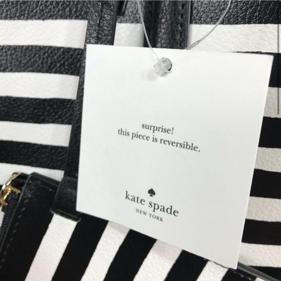 Kate Spade Black and White Stripes Reversible Tote Bag with Wallet Brand New - Picture 2 of 9